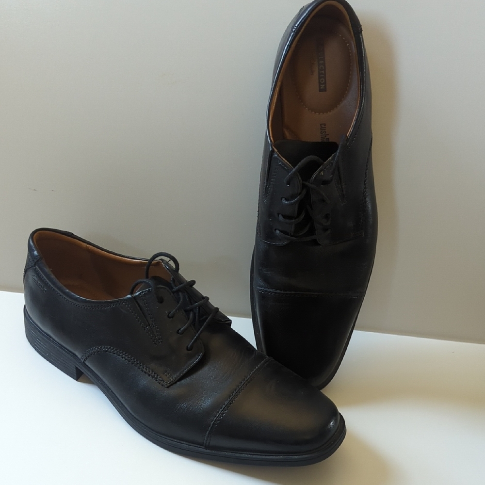 Clarks Men's Black Lace up Dress Shoes